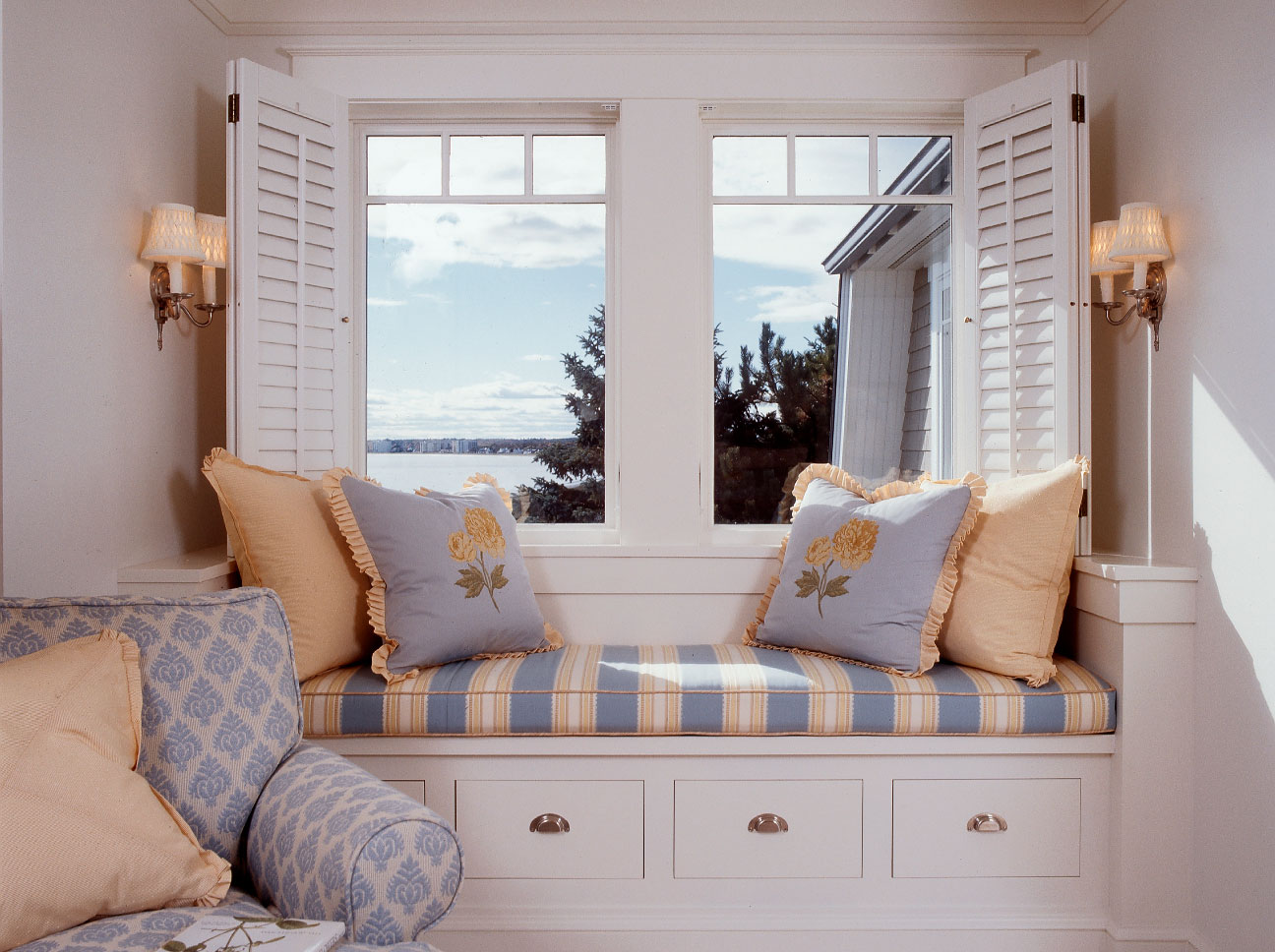 Douston Featured2 Master Bedroom Window Seat